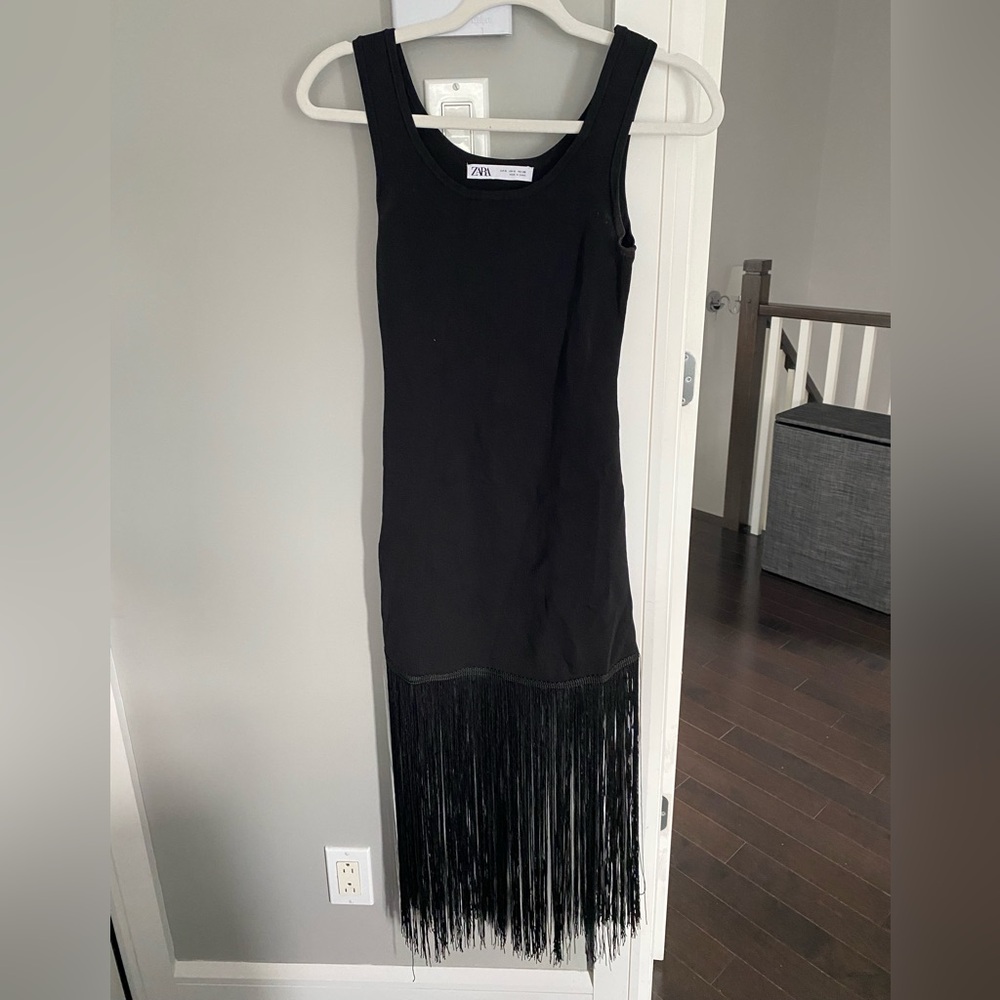 Zara Elegant Black Midi Dress with Fringe